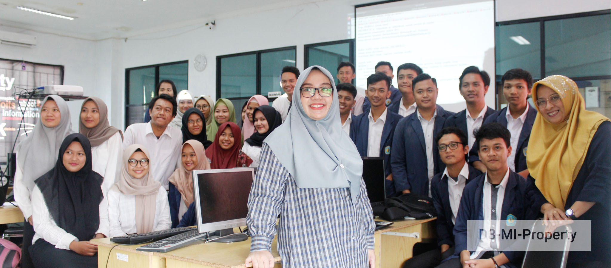 Tentang D3 Manajemen Informatika Politeknik Negeri Lampung