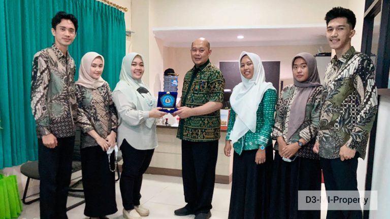 Supervisi Dosen Pembimbing PKL ke Kantor Pengadilan Tinggi Agama Bandar Lampung